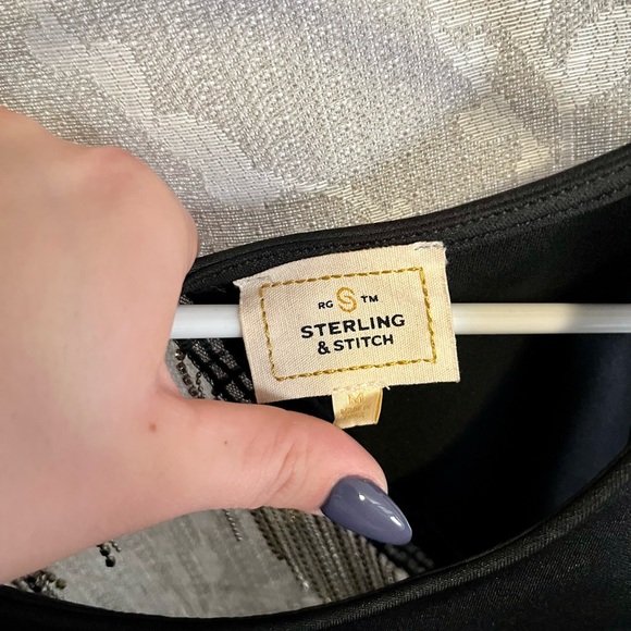 Buckle Top - Black Sleeveless Top with Silver Accents NWOT - Picture 4 of 8